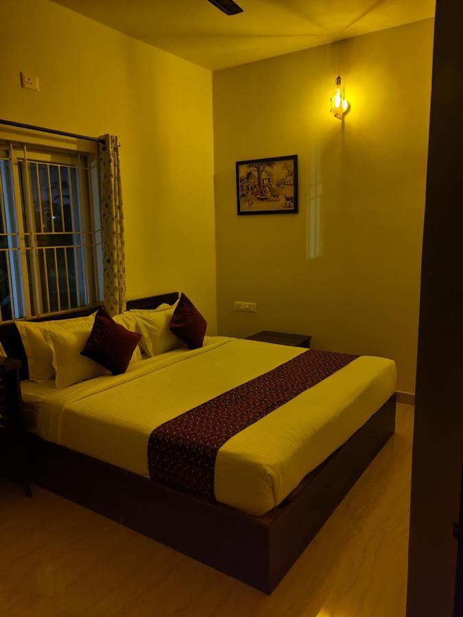 Hotel Bangalore Airport Inn, Near Kempegowda Airport, Airport Pickup & Drop Available 24X7 Devanahalli Kültér fotó